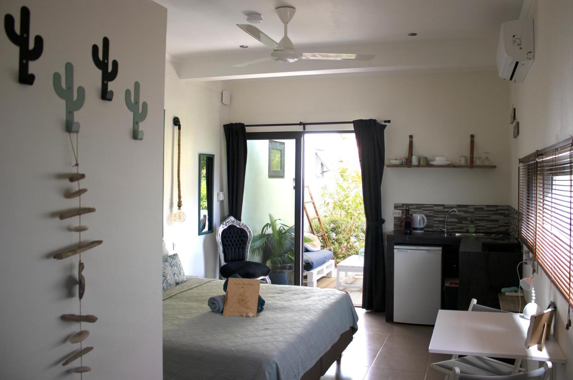 Casa Mantana Bonaire Bed & Breakfast Playa Exterior foto